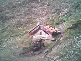 fuente (UTM 637888 - 4785900)