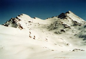 Mendebaldeko ikuspegia, Alanoen ibarretik