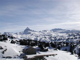 Auñamendi La Pierre de Saint Martinetik ikusita