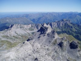 Auñamenditik ikusita