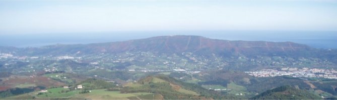 Aiako Harrietatik ikusita