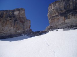 Errolanen ataka iparraldetik ikusita