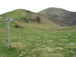 Lizartzu Burdiako lepoaren ingurutik