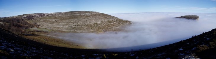 Eskutxi eta Ungino hegoaldetik ikusita