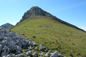 Mendebaldeko bizkarretik ikusita