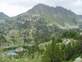 Mendebaldetik ikusita