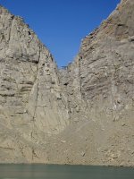 Tucarroyako ataka eta aterpea