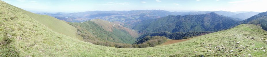 Hego-ekialdeko bizkarretik ekialdera ikuspegia