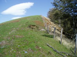 Hego-ekialdeko bizkarretik ikusita