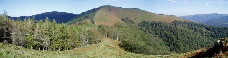 Altzegiren ipar-ekialdeko bizkarretik ikusita