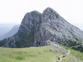 Ipar-mendebaldetik ikusita