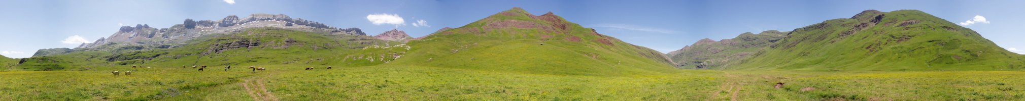 Goi-lautadaren erdialdetik 360ºtako ikuspegia