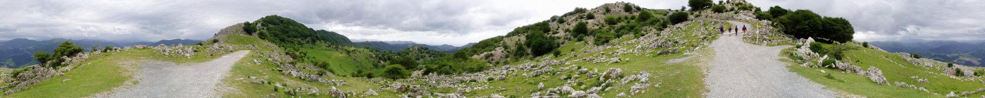 Xoxoteren hego-mendebaldeko hegitik 360ºtako ikuspegia