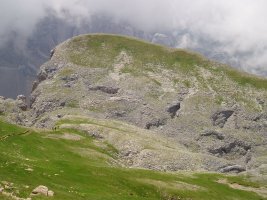 Hegoaldeko tontorra tontor nagusitik ikusita