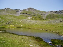 Louesqueko erdiko aintzira eta Sanctus