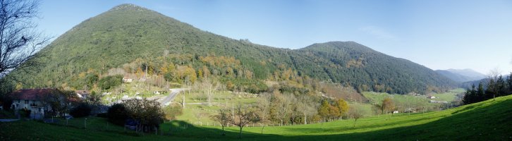 Ereñozar eta Iturrintxaurreta hego-mendebaldetik ikusita