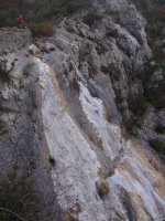 Urjauzi izoztua bidean