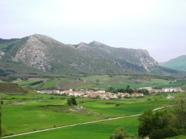 Araia eta Eginoko haitzak