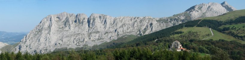 Urkiola aldera begira