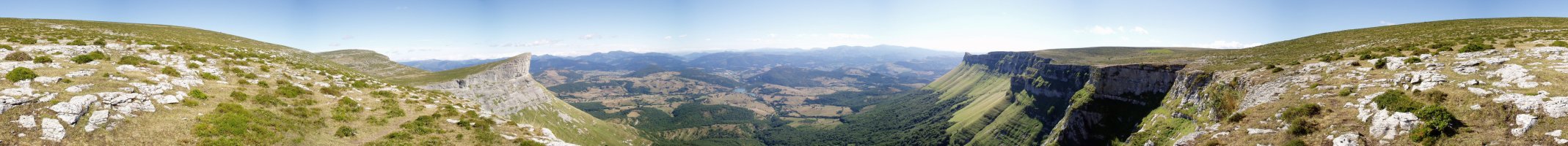 Menerdiga eta Atatxako atakaren arteko bidetik 360ºtako ikuspegia