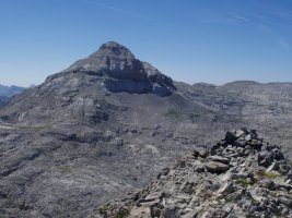 Soumcouyko gailurra eta Auñamendi