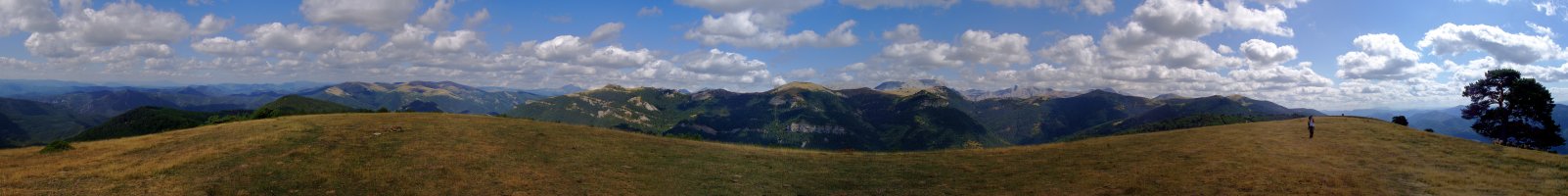 Panorama zabala Puntabarrenako gailurretik