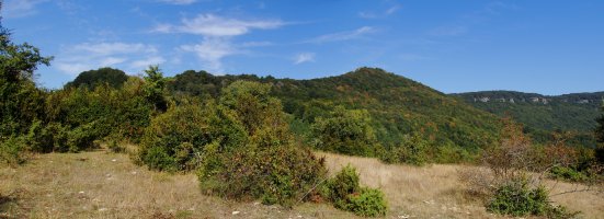 Kerezmendi hegoaldeko lepotik. Ezkerraldean, Ekaitza