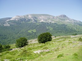 Gorbeia eta Aldamin Atxuriko atakatik ikusita