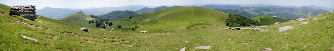 Zuretako lepoa, Aizkoz eta Betarteko Kaskoa Alkurruntzen hego-mendebaldeko magaletik ikusita