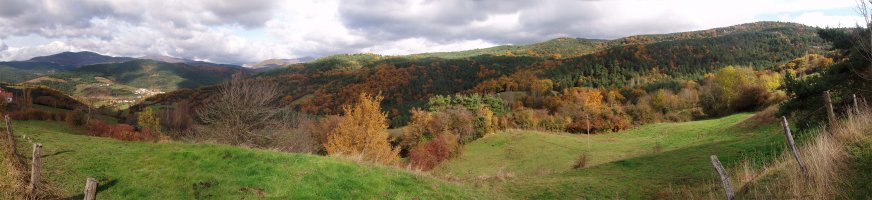 Esteribarko mendiak Erreako errepidetik