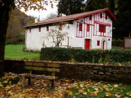 Artikutzako Ostatu Zaharra