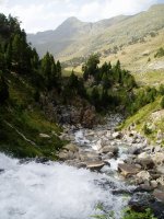 Urjauziaren gainetik ikusita