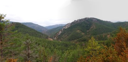 Eki mendia, Larraitze sakanaren ahoan