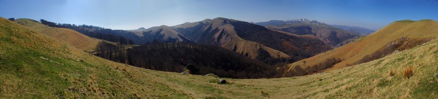 Sorogain inguruko mendiak eta Urtarai Burdinkurutxetako lepotik