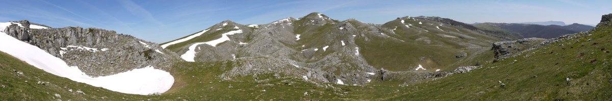 Irazustako lepoaren ingurutik ikusita