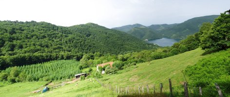 Azegi eta Eugi Gurutxaga lepotik