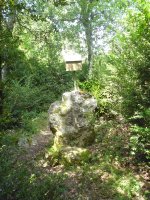 Alixetoko zutarria, buzoia gainean duela