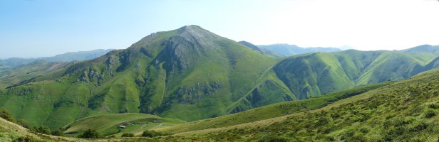 Errozateko ikuspegi beldurgarria Saiarritik