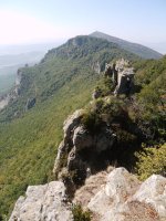 Mendebaldeko bi haitzak. Begiraiozue eskubi aldekoari!