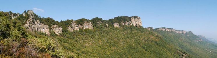 Mendebaldetik ikusita