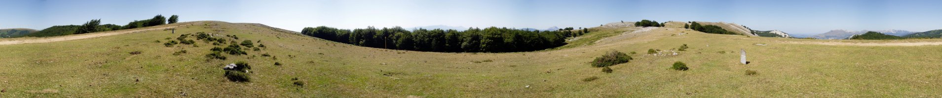 Otsoarrate lepoan, Deguria I eta Deguria II tumuluen artetik 360ºtako ikuspegia