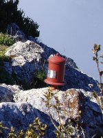 Elkeko txartelontzia