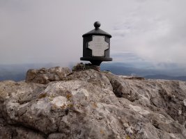 Aratz (1445m) tontorra, postontzia
