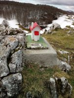 Peruaitz (1228m), tontorra eta postontzia