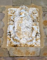 Azpilkueta jauregiko armarria, Barasoain