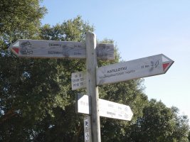 Seinaleak Demikutik Katillotxura igotzen den bidean