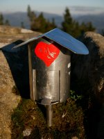 Arburuko txartelontzia