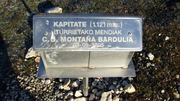 Kapitate mendia, Entzia-Harana