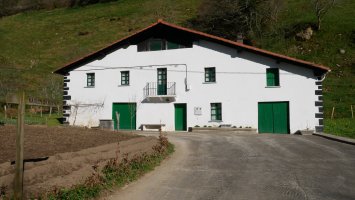 Garinerrota, Asteasu