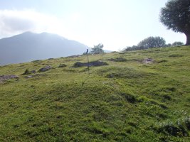 ALTZUSTABERRI III túmulo